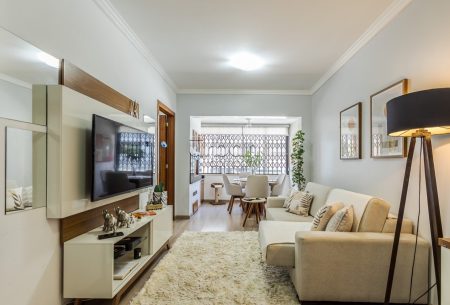 Apartamento com 78m², 2 quartos, 1 suíte, 1 vaga, no bairro Jardim Lindóia em Porto Alegre