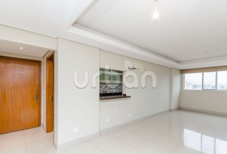 Apartamento com 105m², 3 quartos, 1 suíte, 2 vagas, no bairro Jardim Botânico em Porto Alegre