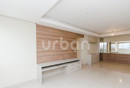 Apartamento com 105m², 3 quartos, 1 suíte, 2 vagas, no bairro Jardim Botânico em Porto Alegre