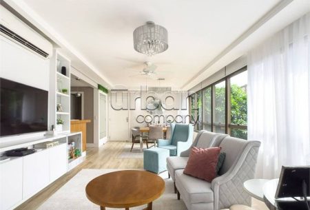 Apartamento Garden com 129m², 3 quartos, 1 suíte, 2 vagas, no bairro Menino Deus em Porto Alegre