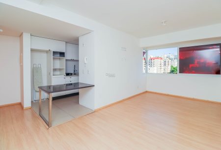 Apartamento com 70m², 2 quartos, 1 suíte, 1 vaga, no bairro São João em Porto Alegre