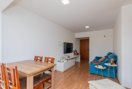 Apartamento com 79m², 3 quartos, 1 suíte, 1 vaga, no bairro Higienópolis em Porto Alegre