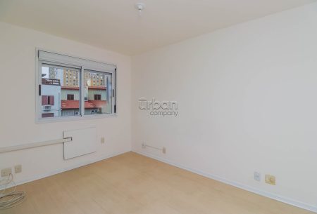 Apartamento com 79m², 3 quartos, 1 suíte, 1 vaga, no bairro Petrópolis em Porto Alegre