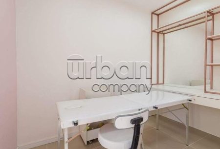 Sala com 22m², no bairro Passo da Areia em Porto Alegre