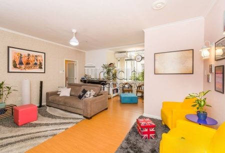 Apartamento com 118m², 3 quartos, no bairro Auxiliadora em Porto Alegre