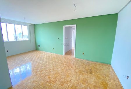 Apartamento com 91m², 3 quartos, 1 vaga, no bairro Floresta em Porto Alegre