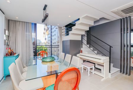 Apartamento Duplex com 109m², 3 quartos, 2 suítes, 2 vagas, no bairro Mont Serrat em Porto Alegre