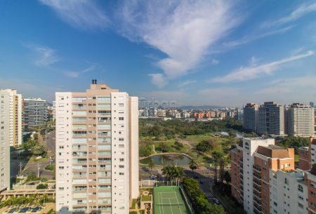 Apartamento com 92m², 3 quartos, 1 suíte, 2 vagas, no bairro Jardim Europa em Porto Alegre