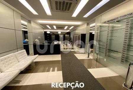 Sala com 65m², no bairro Rio Branco em Porto Alegre