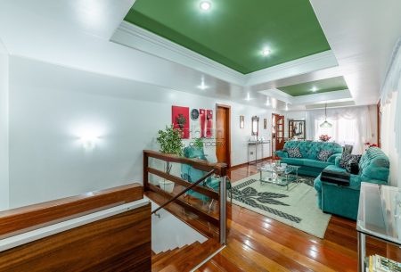 Apartamento Garden com 244m², 3 quartos, 1 suíte, 3 vagas, no bairro Petrópolis em Porto Alegre