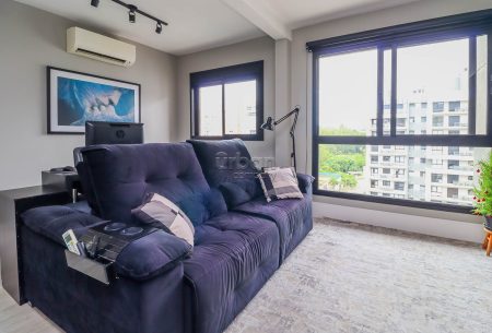 Apartamento com 58m², 2 quartos, 1 suíte, 2 vagas, no bairro Central Parque em Porto Alegre