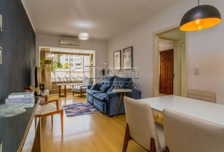 Apartamento com 70m², 2 quartos, 1 suíte, 1 vaga, no bairro Petrópolis em Porto Alegre