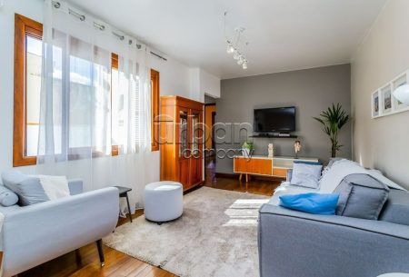 Apartamento com 85m², 2 quartos, 1 suíte, 1 vaga, no bairro São João em Porto Alegre