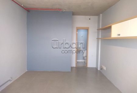 Sala com 33m², 1 vaga, no bairro Floresta em Porto Alegre