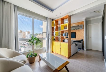 Apartamento com 73m², 2 quartos, 1 suíte, 2 vagas, no bairro Santana em Porto Alegre