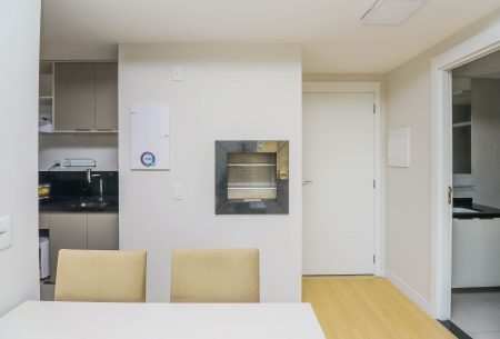 Apartamento com 43m², 1 quarto, 1 vaga, no bairro Auxiliadora em Porto Alegre