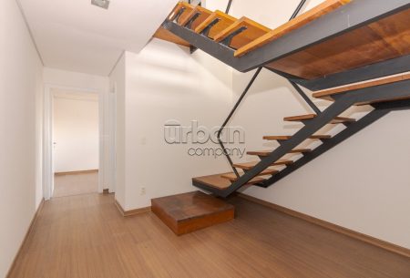 Apartamento Duplex com 94m², 2 quartos, 1 suíte, 2 vagas, no bairro Cristo Redentor em Porto Alegre