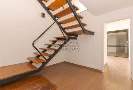 Apartamento Duplex com 94m², 2 quartos, 1 suíte, 2 vagas, no bairro Cristo Redentor em Porto Alegre