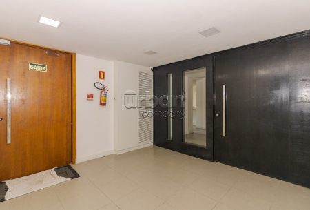 Apartamento Duplex com 94m², 2 quartos, 1 suíte, 2 vagas, no bairro Cristo Redentor em Porto Alegre