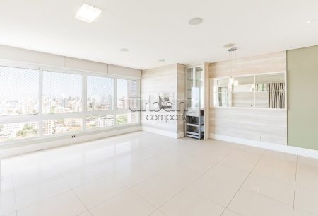 Apartamento com 105m², 3 quartos, 1 suíte, 2 vagas, no bairro Petrópolis em Porto Alegre