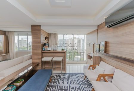 Apartamento com 81m², 3 quartos, 1 suíte, 1 vaga, no bairro Passo da Areia em Porto Alegre