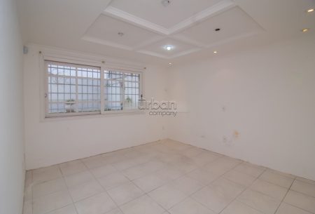 Casa com 268m², 4 quartos, 2 vagas, no bairro Três Figueiras em Porto Alegre