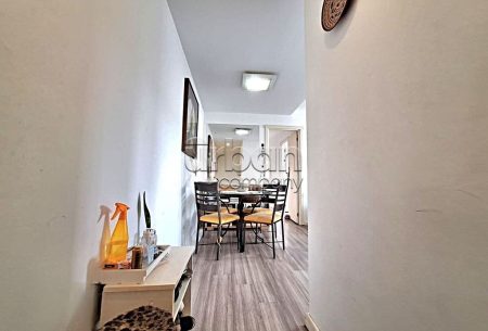 Apartamento com 75m², 3 quartos, 1 suíte, 2 vagas, no bairro Partenon em Porto Alegre