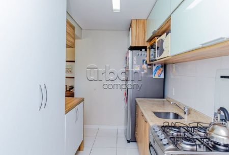 Apartamento com 79m², 2 quartos, 1 suíte, 2 vagas, no bairro Jardim Itu-Sabará em Porto Alegre