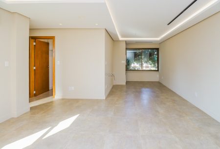 Apartamento com 76m², 2 quartos, 1 suíte, 2 vagas, no bairro Higienópolis em Porto Alegre