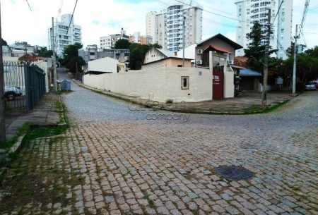 Terreno com 849m², no bairro Higienópolis em Porto Alegre