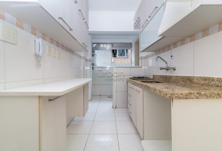 Apartamento com 105m², 3 quartos, 1 suíte, 1 vaga, no bairro Petrópolis em Porto Alegre