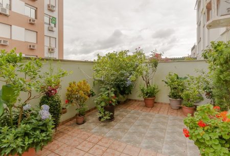 Apartamento Garden com 171m², 3 quartos, 2 vagas, no bairro Auxiliadora em Porto Alegre