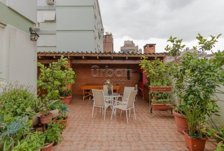 Apartamento Garden com 171m², 3 quartos, 2 vagas, no bairro Auxiliadora em Porto Alegre