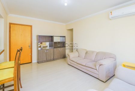 Apartamento com 72m², 2 quartos, 1 suíte, 1 vaga, no bairro Jardim Botânico em Porto Alegre