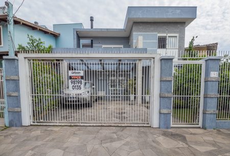 Casa com 151m², 3 quartos, 1 suíte, 2 vagas, no bairro Ecoville em Porto Alegre