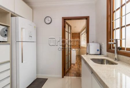 Apartamento com 71m², 2 quartos, 2 vagas, no bairro Rio Branco em Porto Alegre