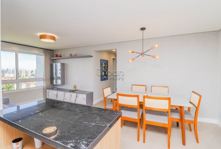 Apartamento com 85m², 3 quartos, 3 suítes, 2 vagas, no bairro Jardim Europa em Porto Alegre