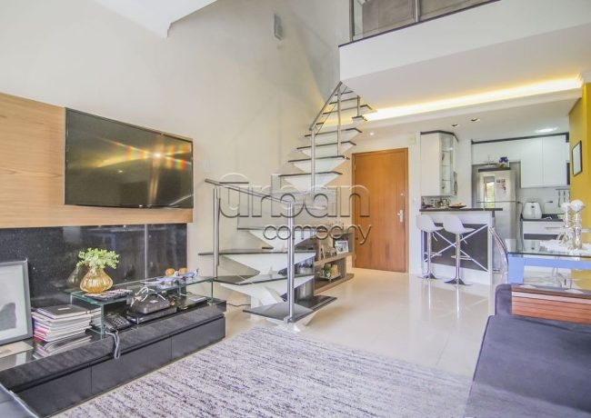 Apartamento Duplex com 101m², 2 quartos, 1 vaga, no bairro Petrópolis em Porto Alegre