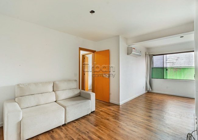 Apartamento com 74m², 3 quartos, 1 suíte, 2 vagas, no bairro Cristo Redentor em Porto Alegre