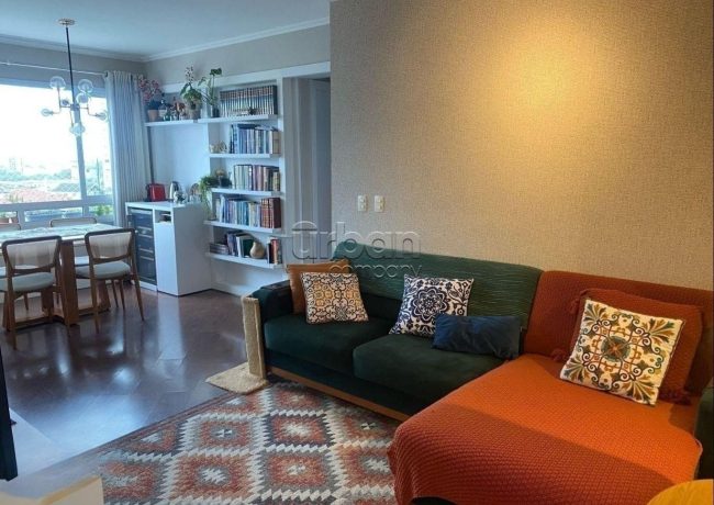 Apartamento com 61m², 2 quartos, 1 suíte, 1 vaga, no bairro Rio Branco em Porto Alegre