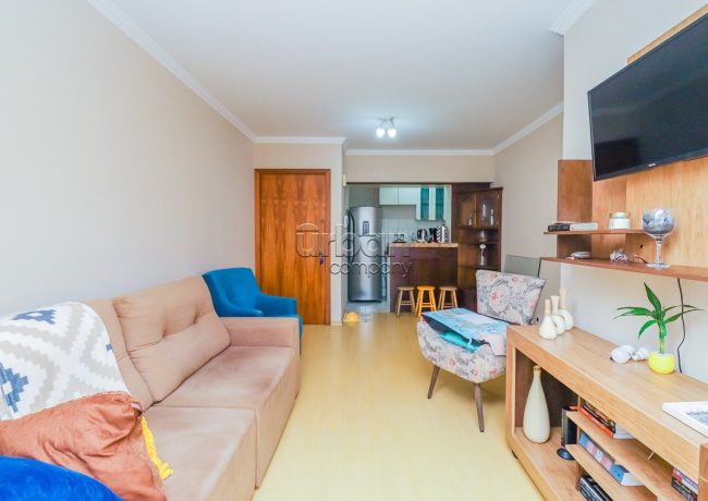 Apartamento com 72m², 3 quartos, 1 suíte, 1 vaga, no bairro Jardim do Salso em Porto Alegre