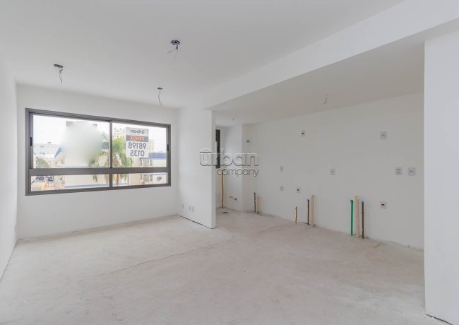 Apartamento com 45m², 1 quarto, no bairro Passo da Areia em Porto Alegre