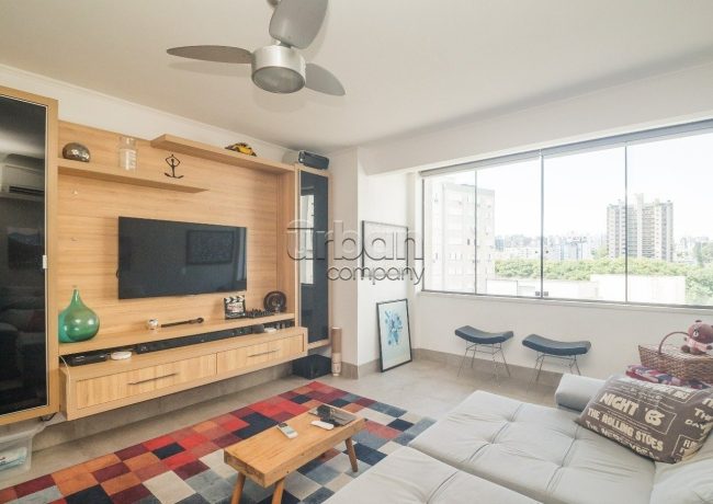 Apartamento com 76m², 2 quartos, 1 suíte, 1 vaga, no bairro Moinhos de Vento em Porto Alegre