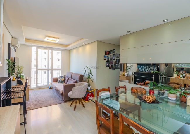 Apartamento com 73m², 3 quartos, 1 suíte, 1 vaga, no bairro Jardim Itu-sabará em Porto Alegre