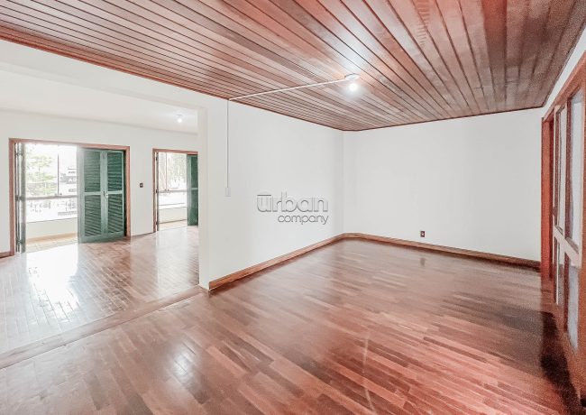 Casa com 417m², 3 quartos, 3 suítes, 4 vagas, no bairro Jardim Lindóia em Porto Alegre