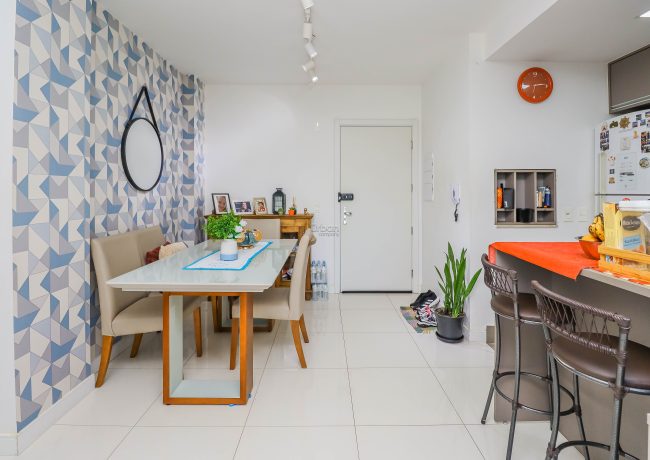 Apartamento com 64m², 2 quartos, 1 suíte, 1 vaga, no bairro Higienópolis em Porto Alegre