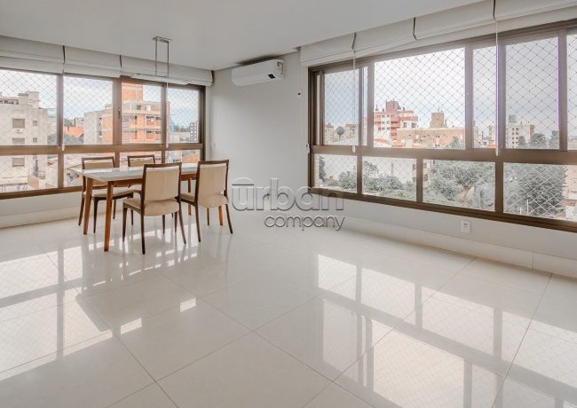 Apartamento com 98m², 3 quartos, 1 suíte, 2 vagas, no bairro Higienópolis em Porto Alegre