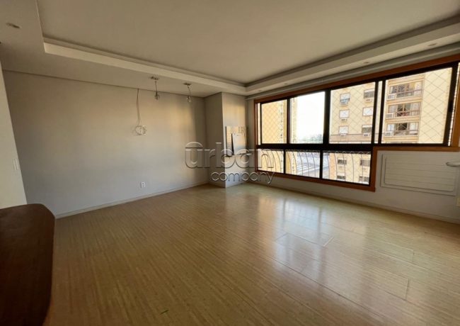 Apartamento com 87m², 3 quartos, 1 suíte, 1 vaga, no bairro Passo da Areia em Porto Alegre