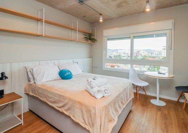 Loft com 20m², 1 quarto, no bairro Santa Cecília em Porto Alegre