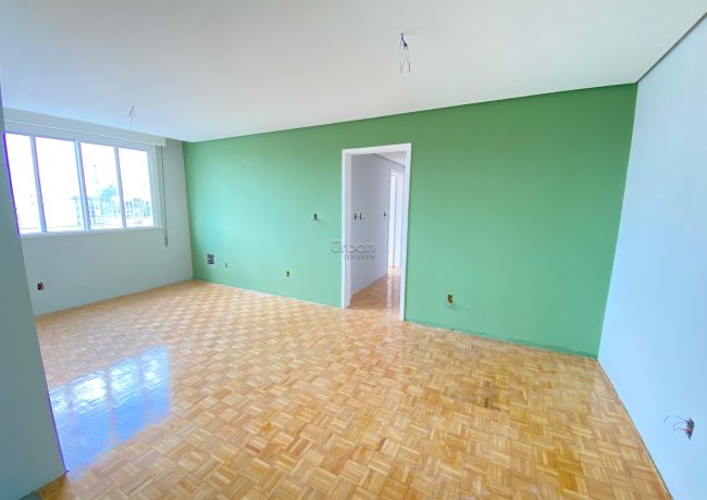 Apartamento com 91m², 3 quartos, 1 vaga, no bairro Floresta em Porto Alegre